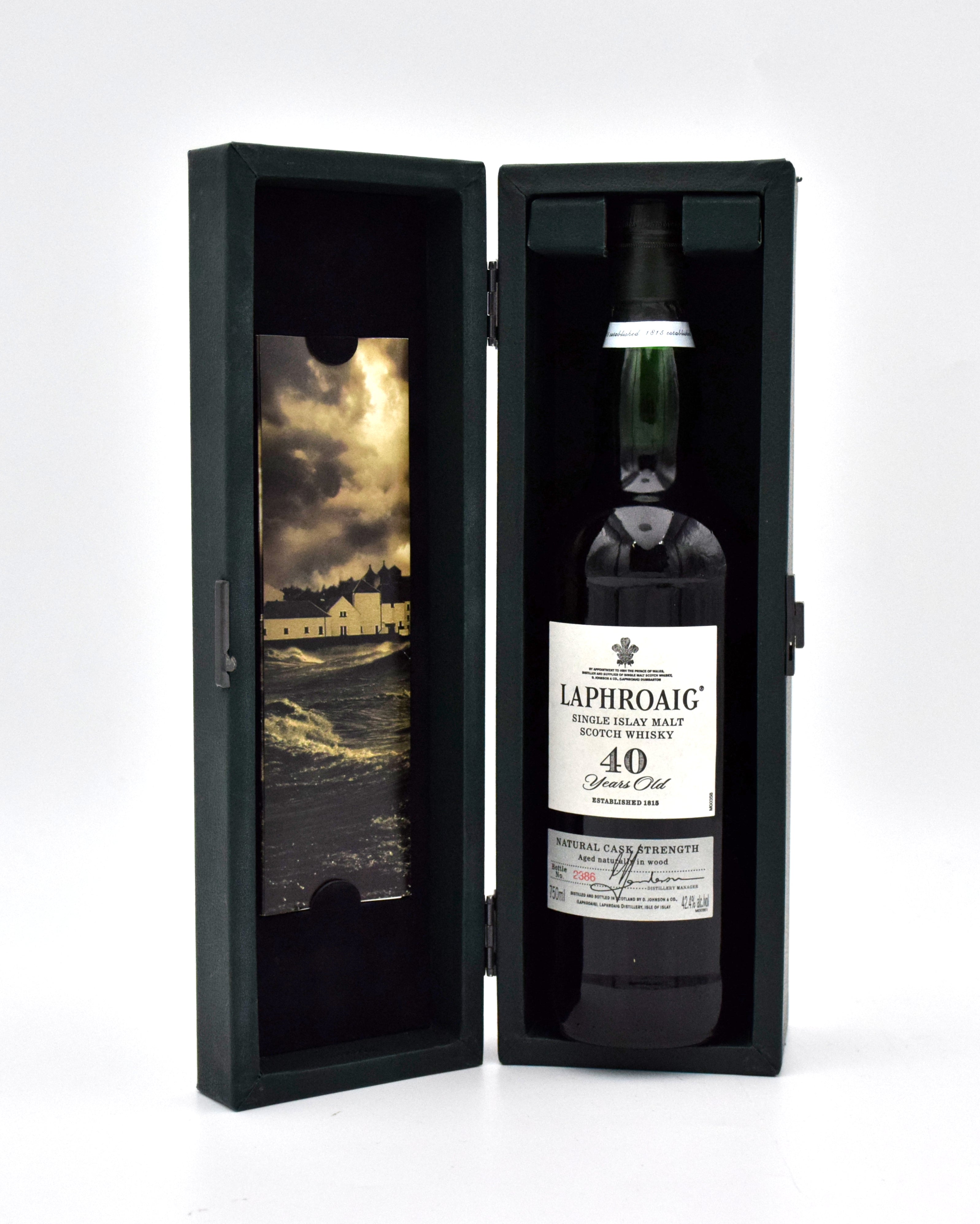 LAPHROAIG10years 700ml、40℃、12本セット♡ LAPHROGOAIG10years 700ml 40℃ 9本セット❤️ : Laphroaig 10 Years 40