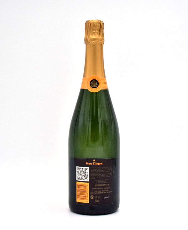 Veuve Clicquot Ponsardin Yellow Label Brut (Domaine Bottling)