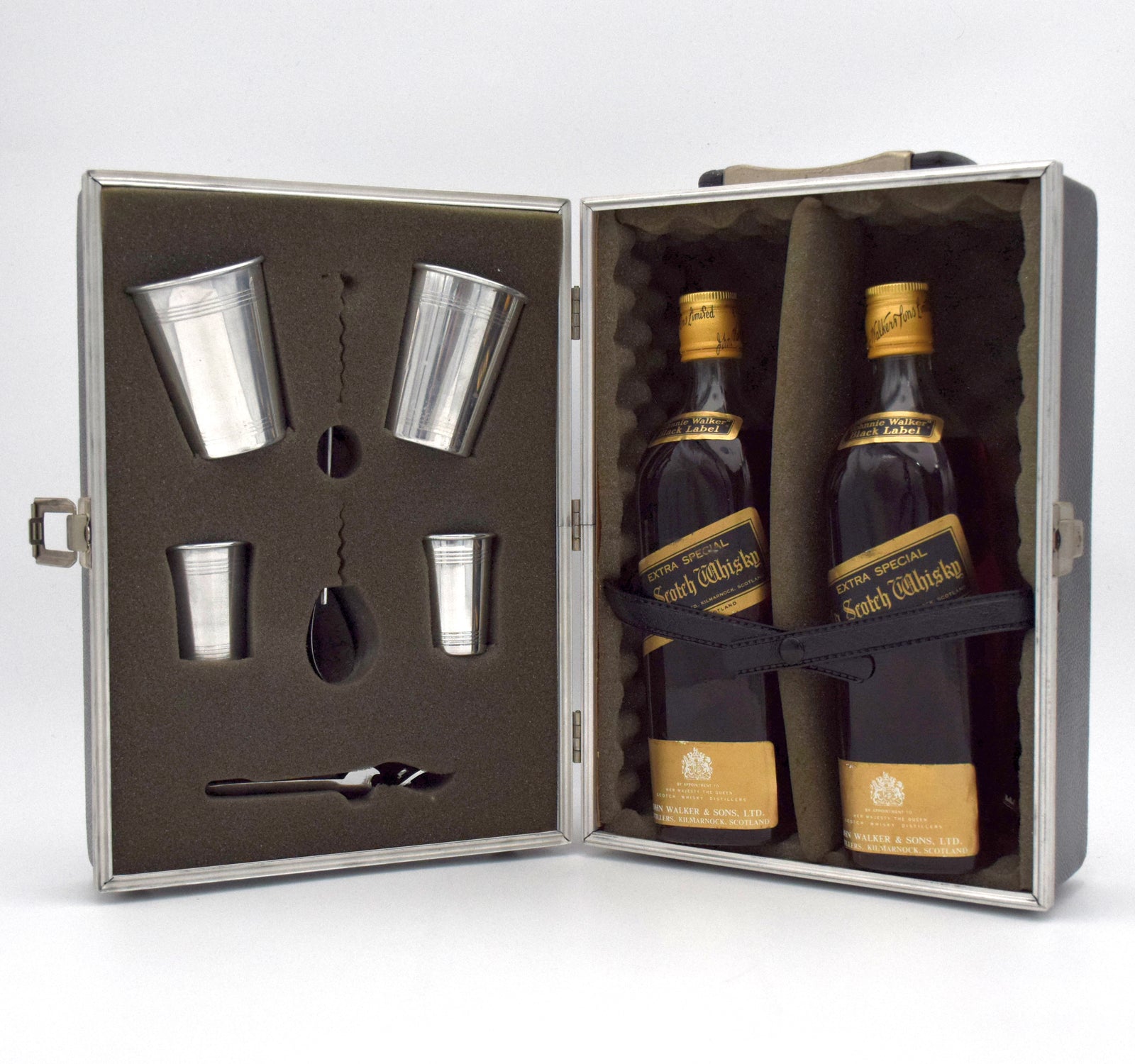 古酒 、特級、三菱商事Johnnie Walker Extra Special Johnnie Walker Black Label 'Extra Special' Blended Scotch Whisky