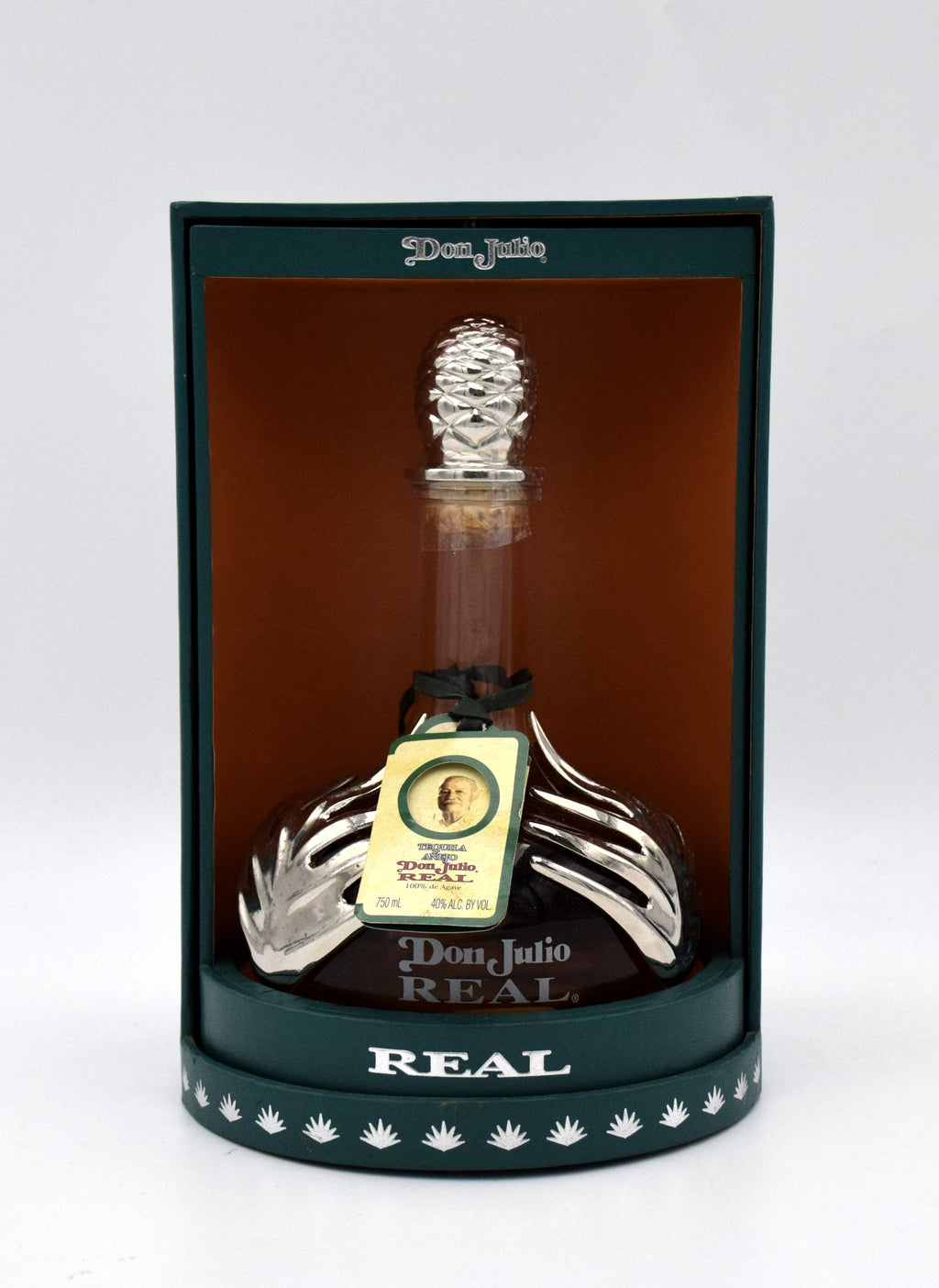 Don Julio REAL テキーラ　空き瓶　箱 Don Julio Real Extra Anejo Tequila – FineLiquors