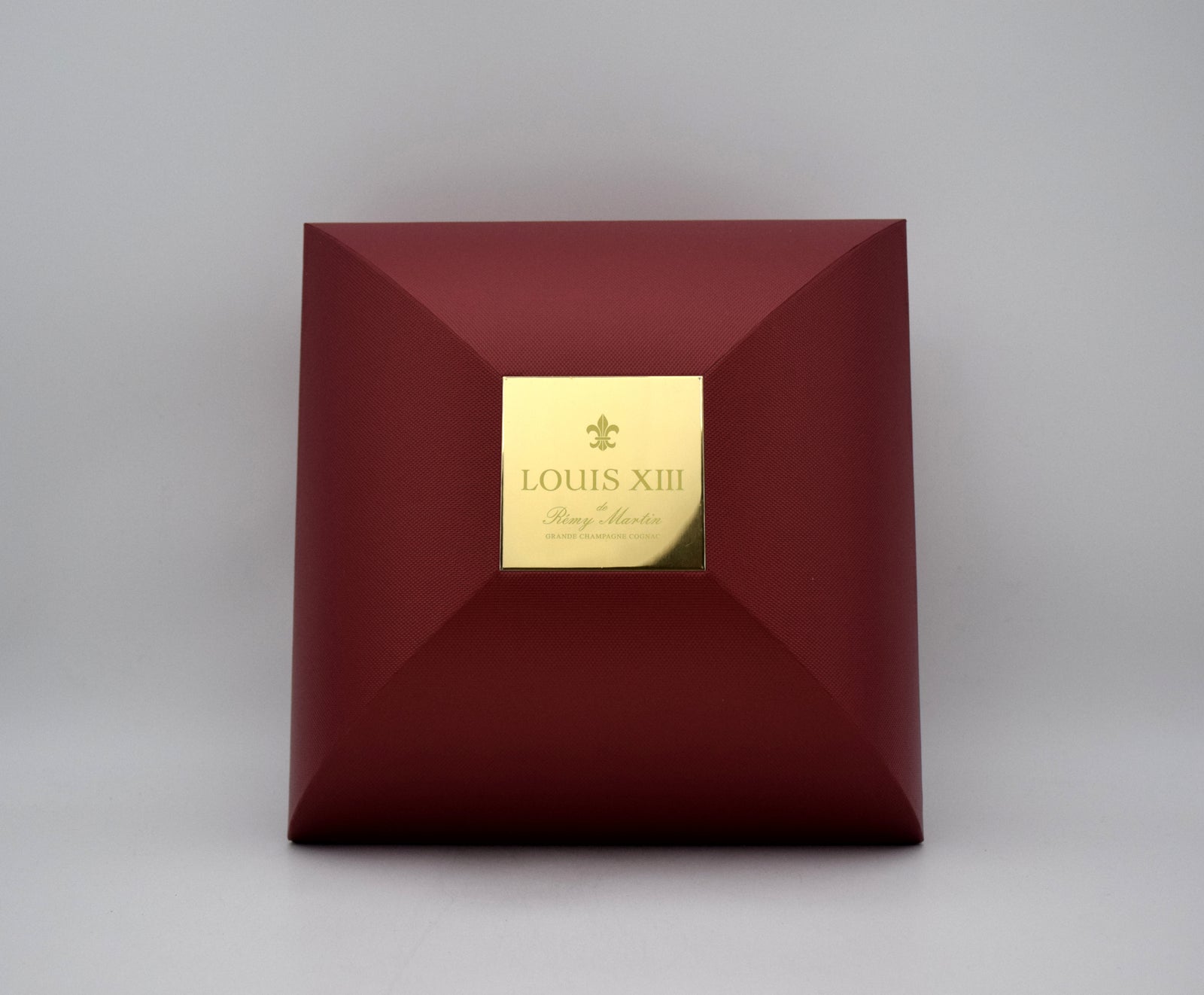 Louis XIII Cognac Classic Decanter (Clam Shell Box) – FineLiquors