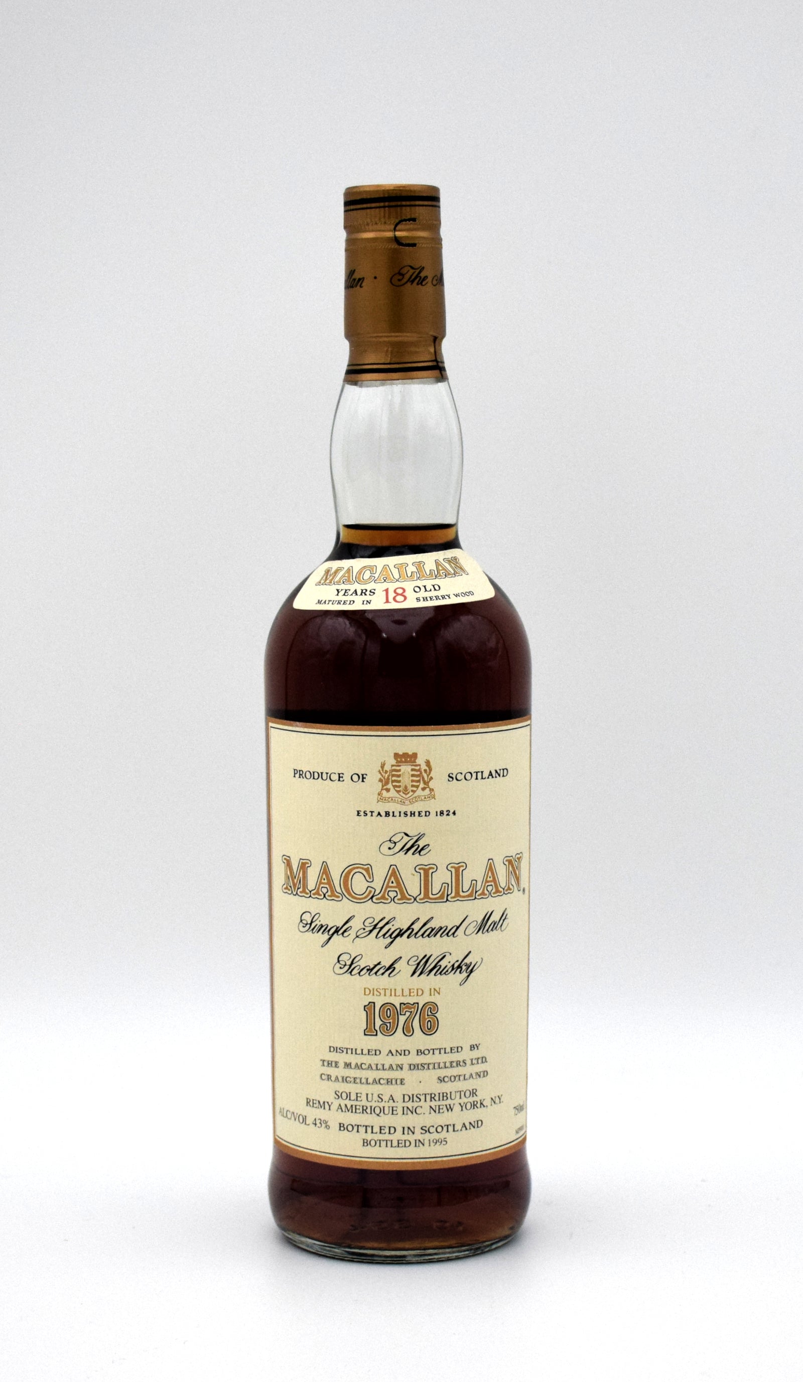 Macallan 18 Year Sherry Oak Scotch Whisky - Distilled in 1976