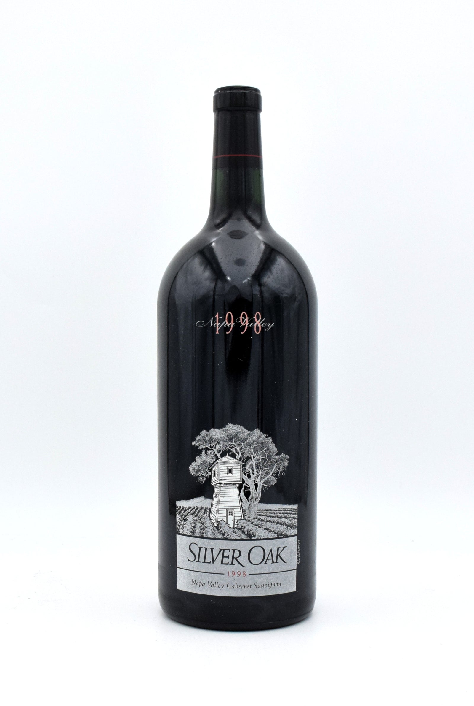 Wine Bottle Silver Oak 2014 Cabernet Sauvignon 2014 Silver Oak